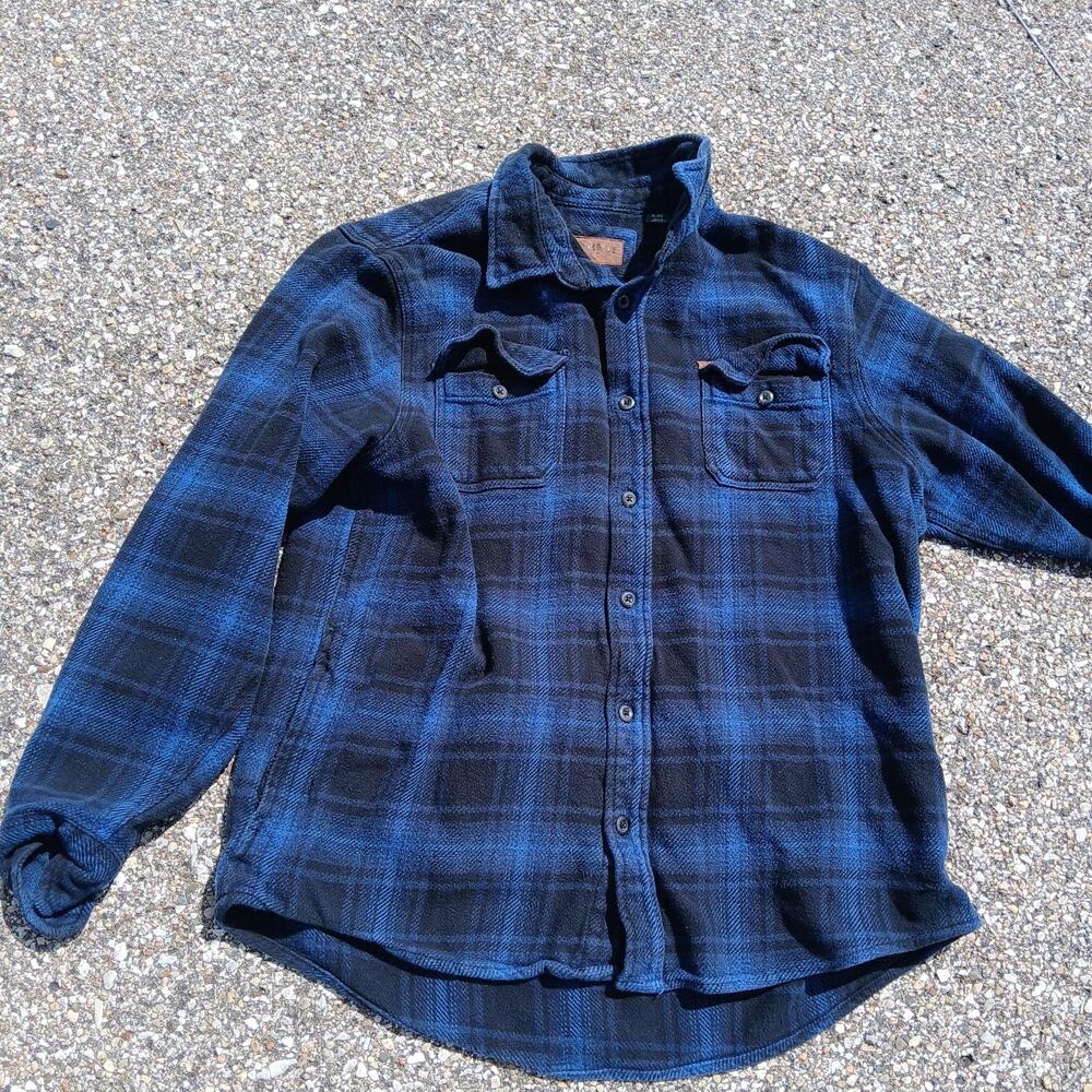 Orvis Shirt Mens XL Blue Plaid Flannel Button Up Long Sleeve Pockets Casual